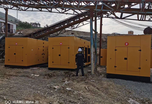 中國一冶靜音800kw發電機組3臺